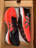 Chaussure asics, Enlèvement ou Envoi, Comme neuf