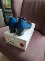Esprit donkerblauwe schoenen maat 41, nieuw, Kleding | Dames, Schoenen, Blauw, Esprit, Ophalen of Verzenden, Zo goed als nieuw