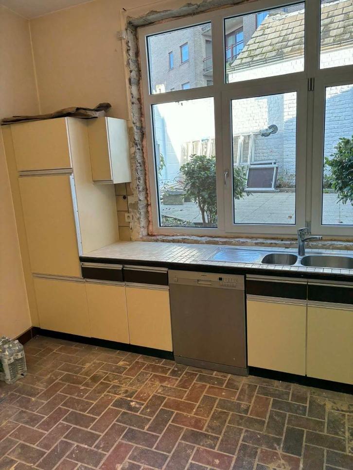 Gebruikte keuken, Huis en Inrichting, Keuken | Complete keukens, Gebruikt, Hoekkeuken, Crème, Overige materialen, Ophalen