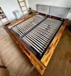 Massief Houten Bedframe (210x230 cm), Huis en Inrichting, Ophalen, Verstelbaar, Tweepersoons, Zo goed als nieuw