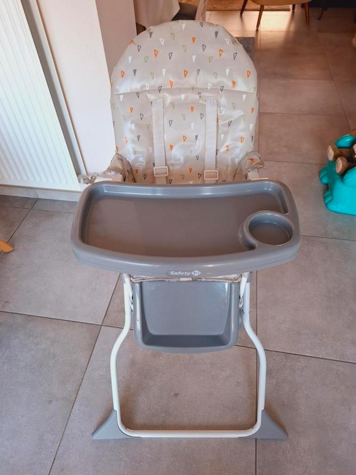 Opvouwbare kinderstoel met 'verkleinkussen", Kinderen en Baby's, Kinderstoelen, Gebruikt, Ophalen