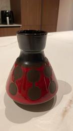 Keramiek vaasje, Enlèvement