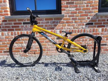 BMX INSPYRE EVO-C DISC JUNIOR beschikbaar voor biedingen