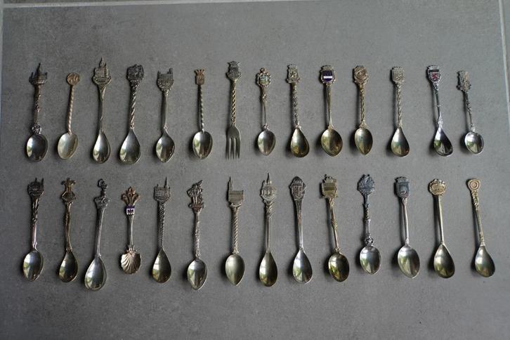 Zilveren lepeltjes van steden, enzovoorts, Antiek en Kunst, Antiek | Zilver en Goud, Zilver, Ophalen