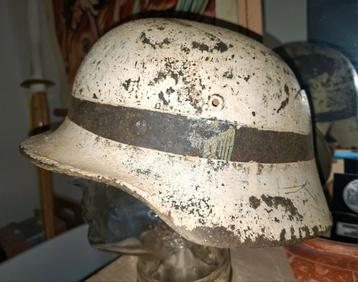 Duitse M40 D wintercamo combat helm. beschikbaar voor biedingen