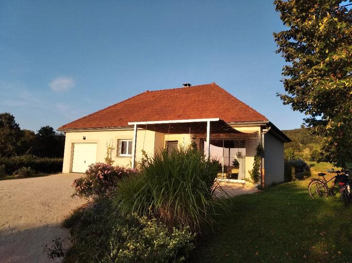 Maison de plain pied,  vue dominante au calme, Immo, Étranger, France, Maison d'habitation, Village