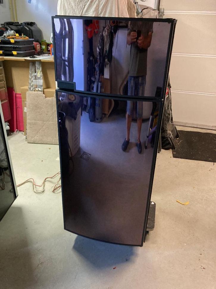 Dometic 8500 koelkast met vriezer, Caravans en Kamperen, Mobilhome-accessoires, Zo goed als nieuw, Ophalen