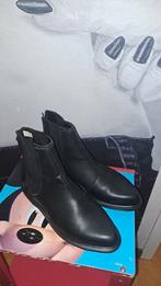 Bottines femmes point 40, Femmes