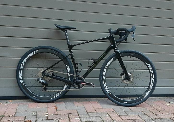 Custom Giant Revolt carbon gravelbike maat m/l, Fietsen en Brommers, Fietsen | Heren | Sportfietsen en Toerfietsen, Zo goed als nieuw