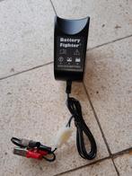 Petit chargeur de batterie, Audio, Tv en Foto, Opladers, Ophalen of Verzenden, Zo goed als nieuw