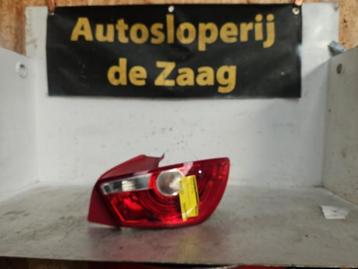 Achterlicht rechts van een Seat Ibiza beschikbaar voor biedingen