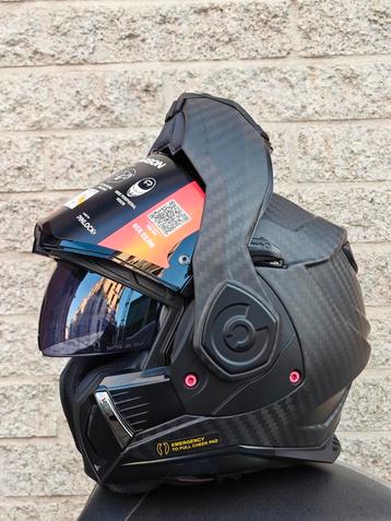 ls2 advant x carbon solid helm  beschikbaar voor biedingen
