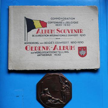 ~~Wereldtentoonstelling Antwerpen 1930~~ Medaille+Album.
