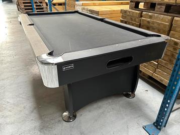 8FT Pooltafel Zwart met Zwart laken met retoursysteem beschikbaar voor biedingen