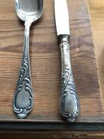 Prachtig zilveren bestek, Ophalen