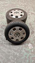 Skoda Polaris 3 
165/70r14 t winterbanden op velg, Auto-onderdelen, Banden en Velgen, Ophalen, Gebruikt, Winterbanden