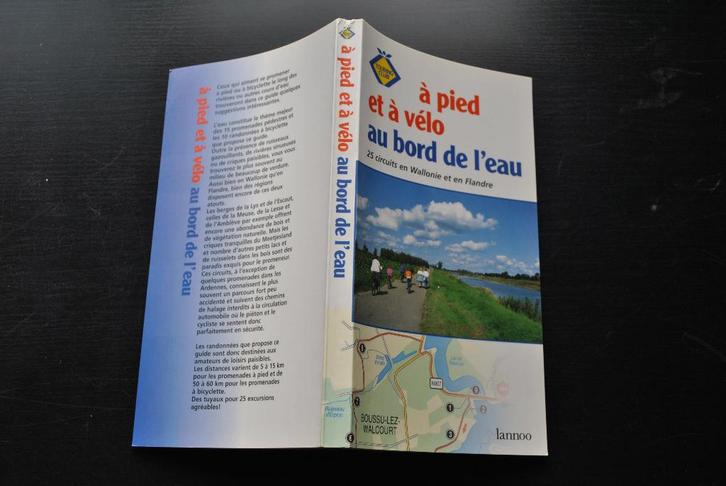 A pied et vélo au bord de l'eau 25 circuits Wallonie Flandre, Livres, Guides touristiques, Utilisé, Guide de balades à vélo ou à pied