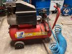 Compressor, Doe-het-zelf en Bouw, Compressors, Ophalen, Zo goed als nieuw