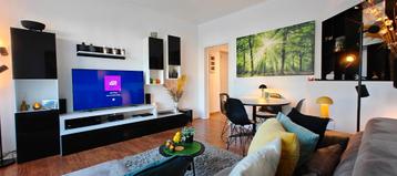 Harman Kardon surround  home cinema AVR171S heel goed staat  beschikbaar voor biedingen