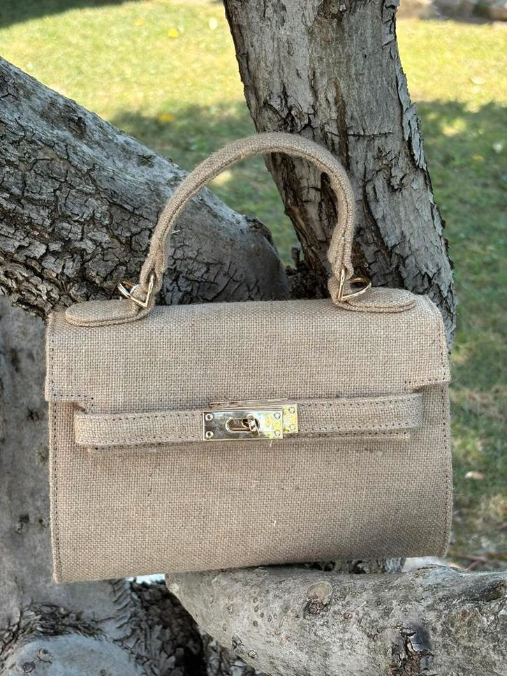 Mini handtasje linnen met riem - NIEUW, Handtassen en Accessoires, Tassen | Damestassen, Ophalen of Verzenden
