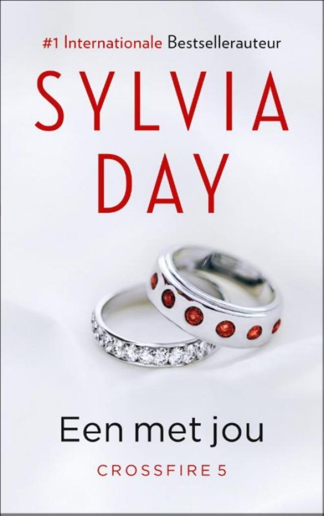 Een met jou Sylvia Day 453 blz, Boeken, Romans, Zo goed als nieuw, Ophalen of Verzenden