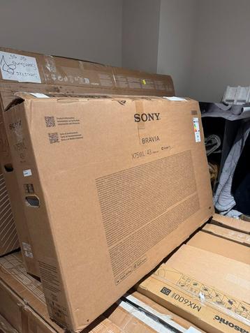 TE KOOP: Nieuwe Sony BRAVIA 43” 4K UHD Google TV beschikbaar voor biedingen
