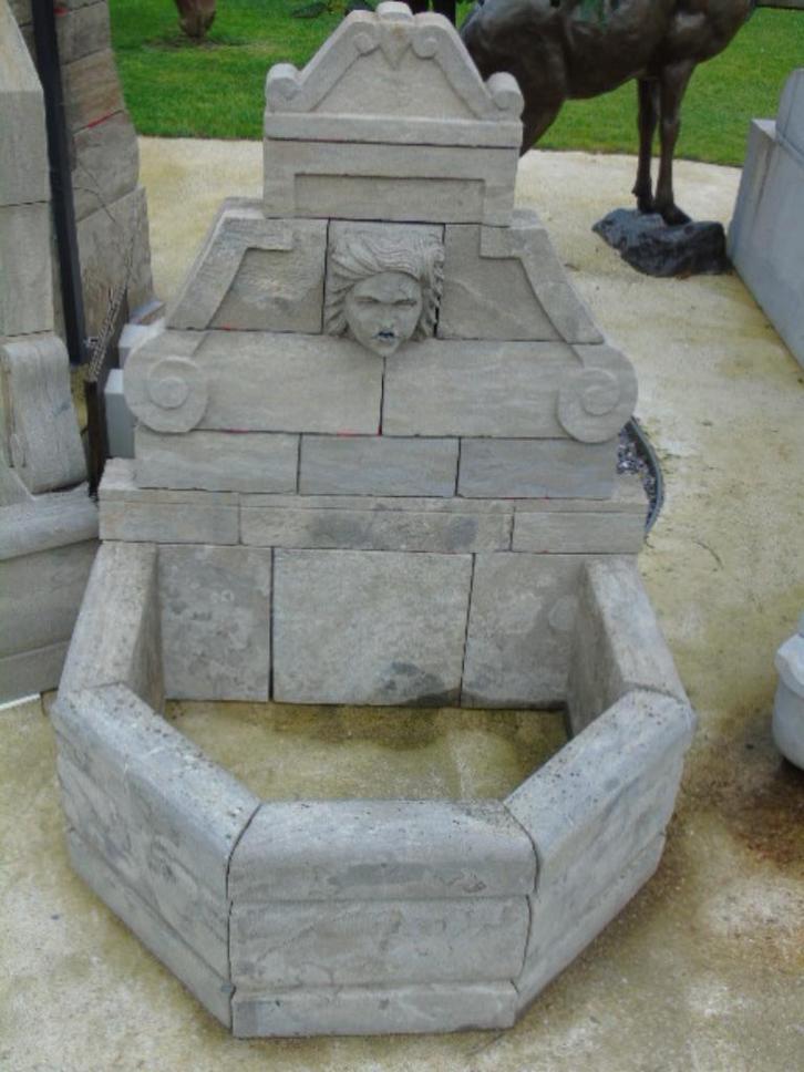 blauwe stenen fontein, vrouwengezicht., Tuin en Terras, Waterpartijen en Fonteinen, Nieuw, Fontein, Hardsteen, Ophalen