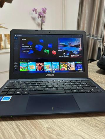 ASUS PC  beschikbaar voor biedingen
