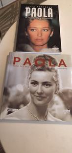 2 livres sur la Reine Paola - biographie et photographies, Ophalen of Verzenden, Zo goed als nieuw
