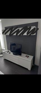 Moderne witte TV-kast (kast onderaan op foto), Ophalen, 150 tot 200 cm, Zo goed als nieuw, Minder dan 100 cm