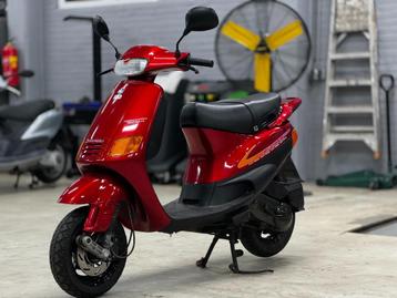 Piaggio Zip Fast Rider 1995 2t disponible aux enchères