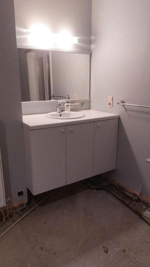 Badkamermeubeltje, Huis en Inrichting, Badkamer | Badkamermeubels, Gebruikt, Ophalen