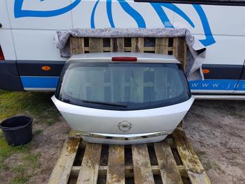 OPEL ASTRA H HB ACHTERKLEP  beschikbaar voor biedingen