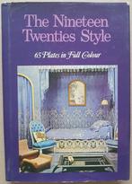The Nineteen Twenties Style - 65 Plates in Full Colour, Livres, Yvonne Brunhammer, Utilisé, Enlèvement ou Envoi