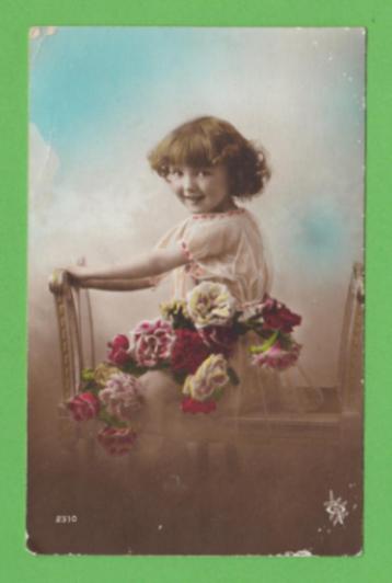 Ansichtkaart uit 1924 - bloemrijk meisje. beschikbaar voor biedingen