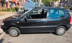 Vw polo 1.4 benzine Bouwjaar 2001 euro4 km 160.000, Auto's, Volkswagen, Stof, Zwart, Zwart, Bedrijf