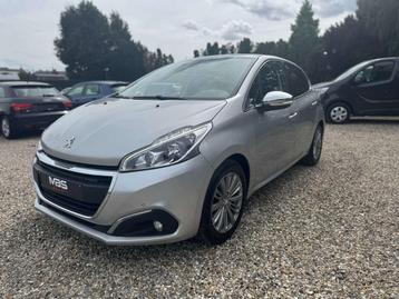 Peugeot 208 1.2i *FEUX LED *TOIT PANO *CLIM BI-ZONE *CAMERA beschikbaar voor biedingen