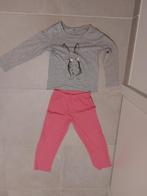 Pyjama roze grijs konijn, Fille, Vêtements de nuit ou Sous-vêtements, Enlèvement, Utilisé