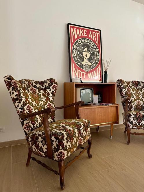 2 grote kasteelstoelen / fauteuilles vintage bloemenmotief, Antiek en Kunst, Antiek | Meubels | Stoelen en Sofa's, Ophalen