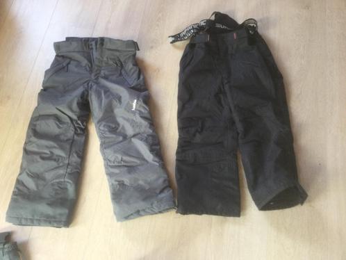 Ski broeken, jas, botjes  -  ski enfants 128 134 140  146, Sport en Fitness, Skiën en Langlaufen, Gebruikt, Kleding, Ski, Ophalen of Verzenden
