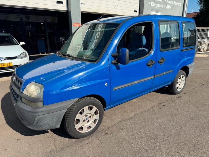 Fiat Doblo 1.2i  benzine 5 pers AiRCO ! ! !, Autos, Fiat, Entreprise, Achat, Doblo, ABS, Airbags, Air conditionné, Bluetooth, Verrouillage central