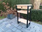 Sidetable met wijnrekje industriële stijl., Ophalen of Verzenden, Zo goed als nieuw