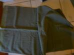 ABL 4  nog nieuwe kaki handdoeken uit 1975 en 1981, Verzamelen, Ophalen, Landmacht, Kleding of Schoenen