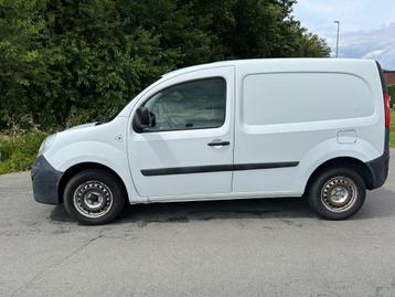 Renault Kangoo lichte vracht kleur wit 4deurs   beschikbaar voor biedingen