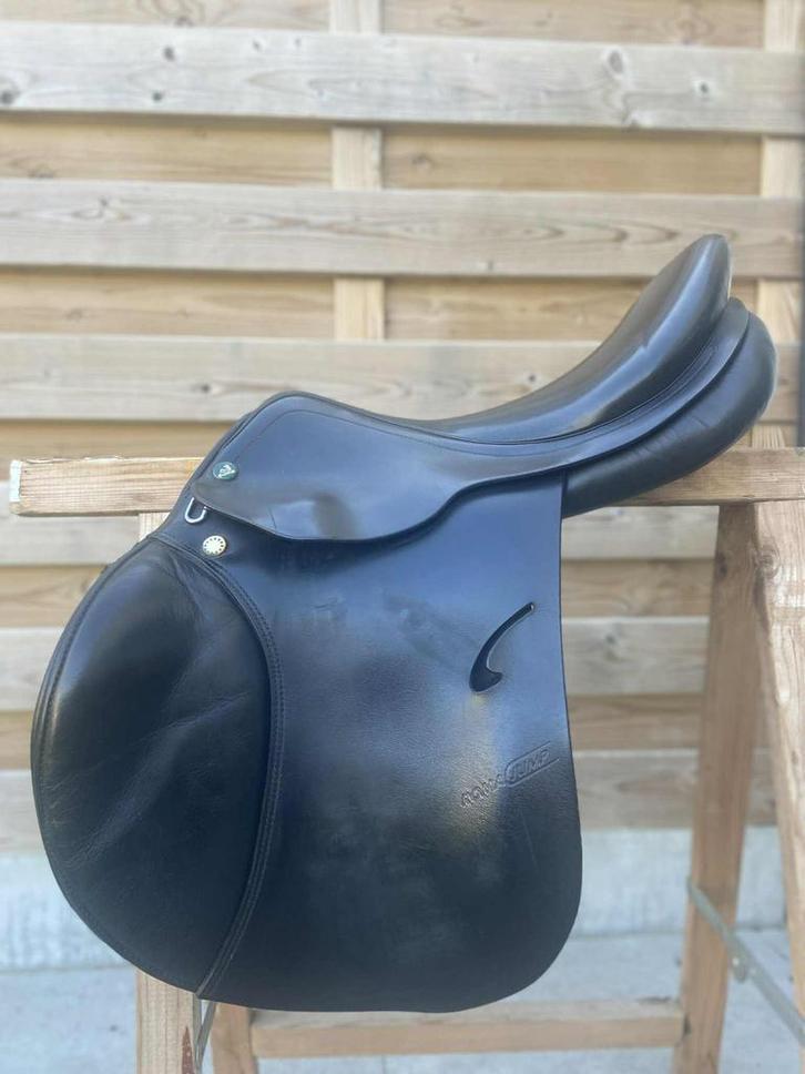 Zwart Prestige Roma Jump 17 inch 32 boommaat te koop!, Dieren en Toebehoren, Paarden en Pony's | Zadels, Gebruikt, Springen, Ophalen of Verzenden