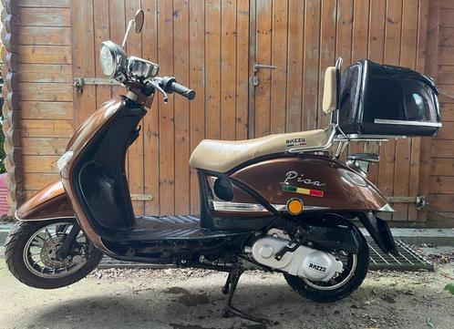 Scooter Razzo Pisa - Bruin - 45 km/u, Fietsen en Brommers, Scooters | Overige merken, Gebruikt, Klasse B (45 km/u), Benzine, Ophalen