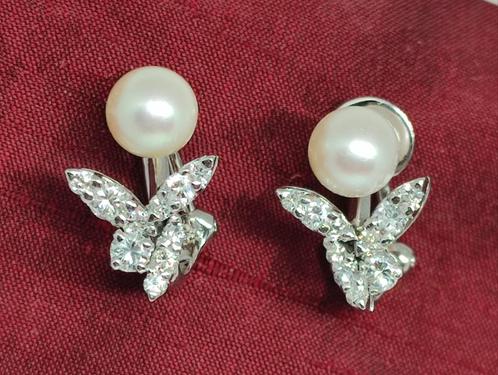 Gouden oorstekers met parels en diamanten 0,50kt, Handtassen en Accessoires, Oorbellen, Zo goed als nieuw, Knopjes of Stekers