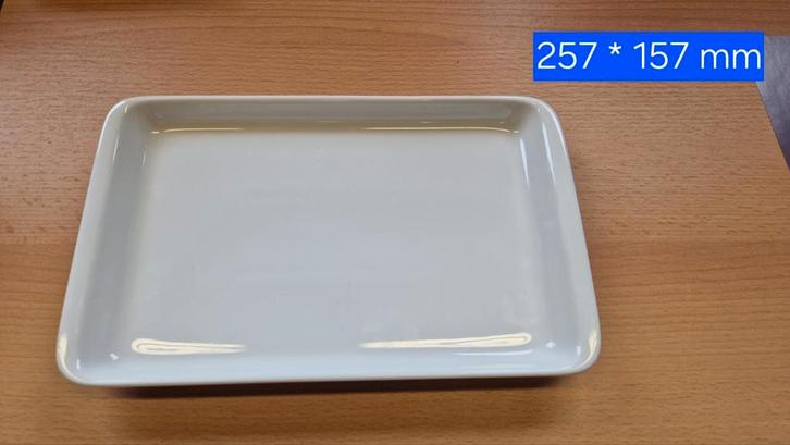 Rechthoekige porseleinen schaal (257*157 mm), Huis en Inrichting, Keuken | Servies, Nieuw, Overige typen, Effen, Porselein, Ophalen of Verzenden