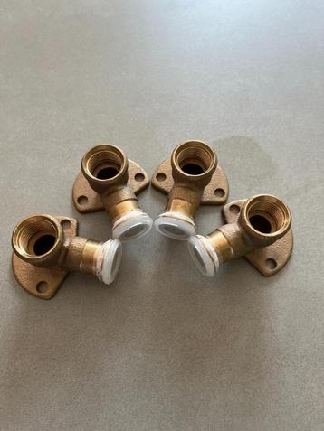 Muurkulas gas perskop koper 15mm - 1/2F (4st) beschikbaar voor biedingen