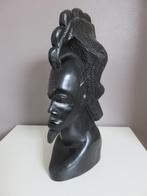 Statue Africaine, Enlèvement